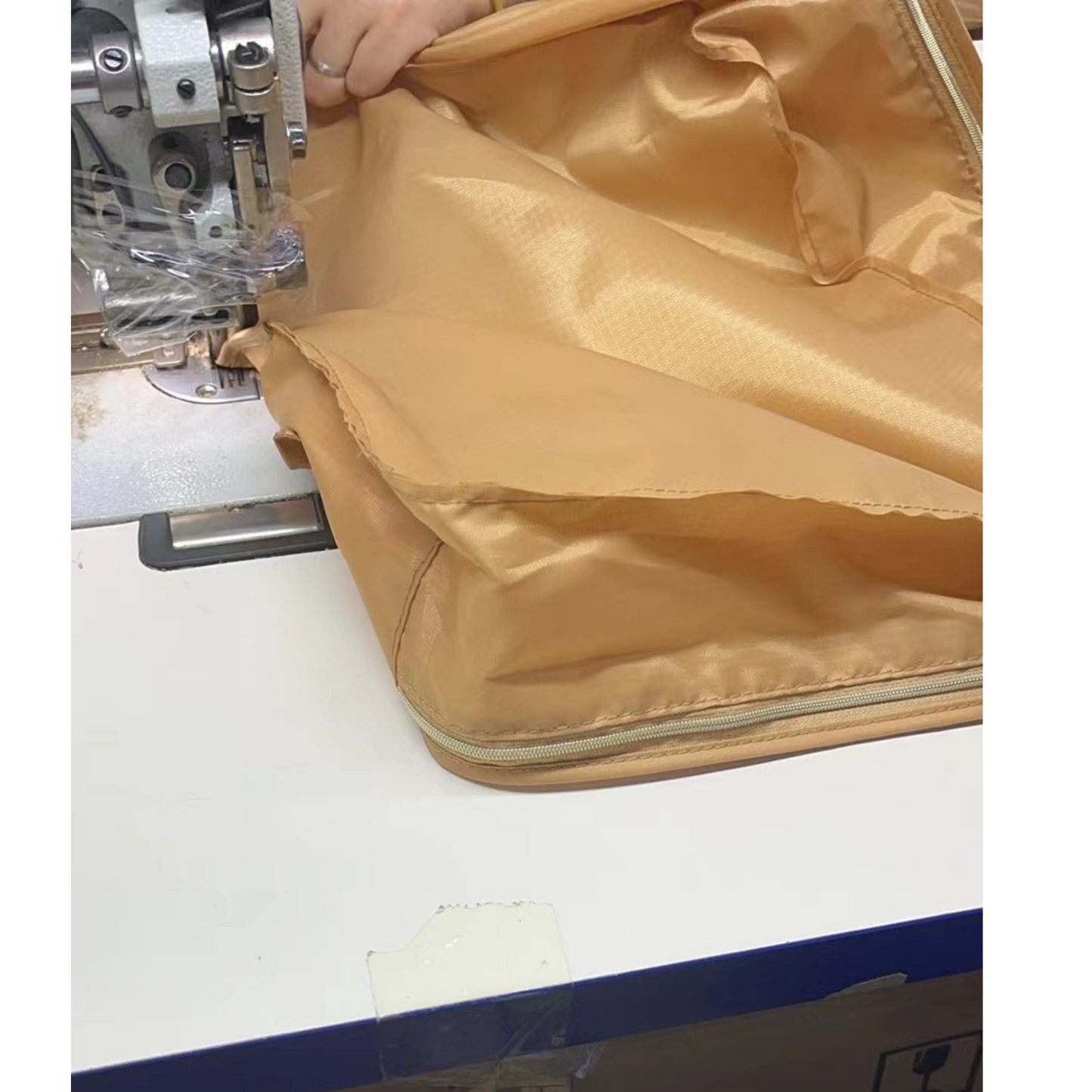 7‑in‑1 Travel Bag | OEM/ODM | 30‑Day Shipping for 100+ | YUGOLD